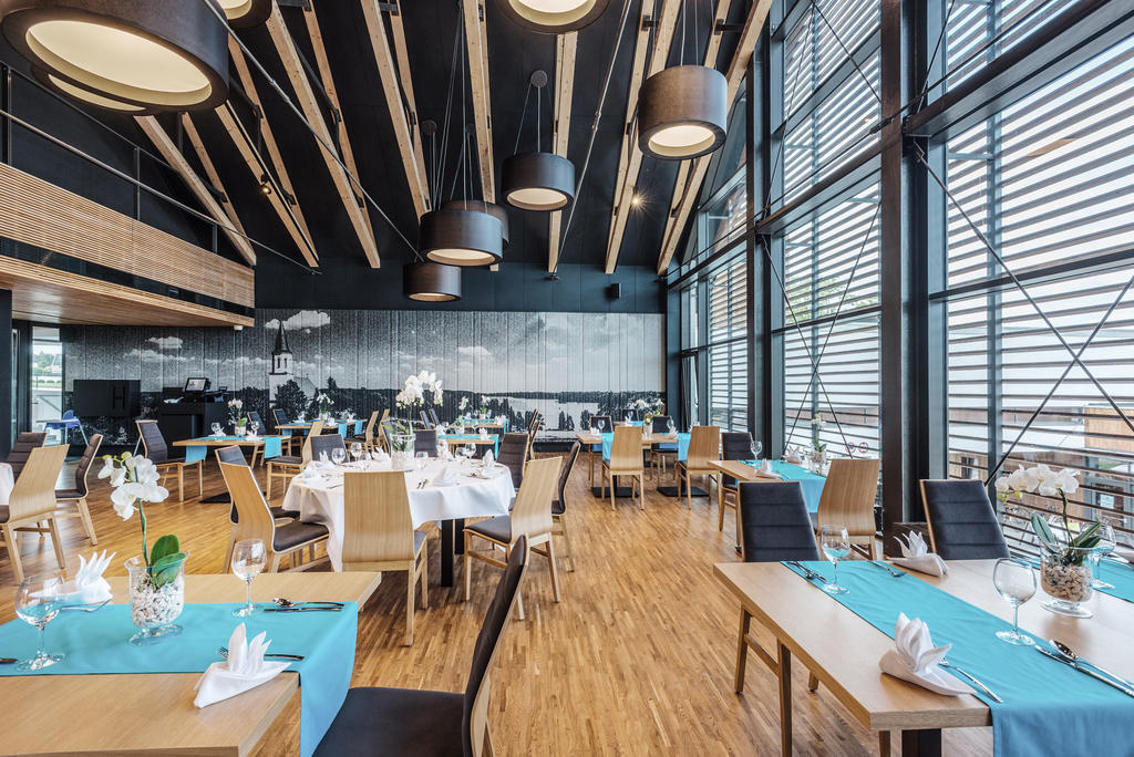 Regatta Hotel Restauracja Spa Познань Экстерьер фото