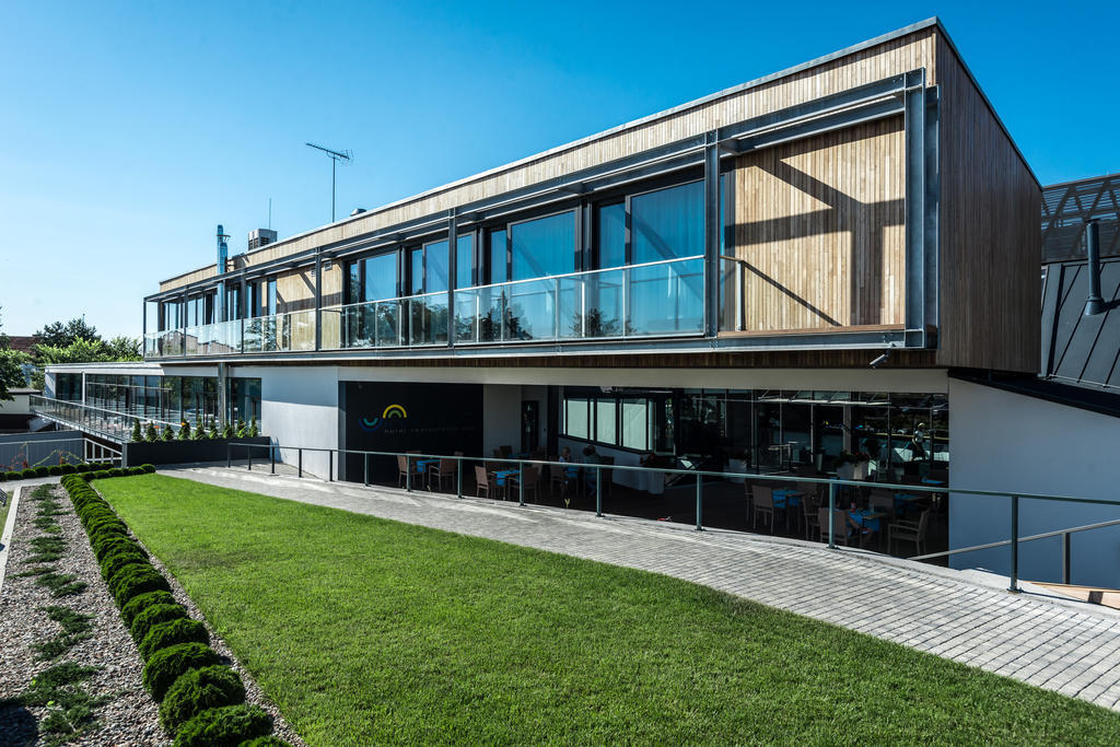 Regatta Hotel Restauracja Spa Познань Экстерьер фото