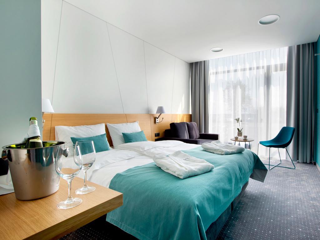 Regatta Hotel Restauracja Spa Познань Экстерьер фото